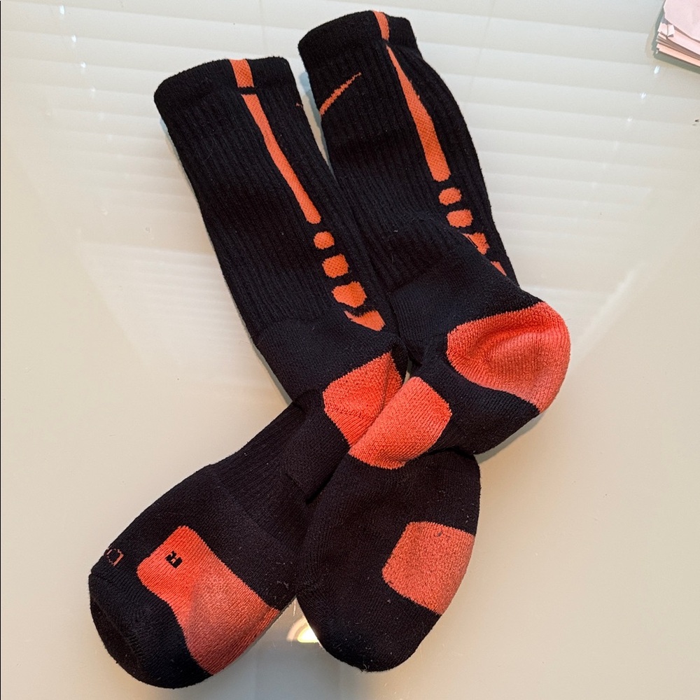 Nike Elite Men's Black and Orange Athletic Socks